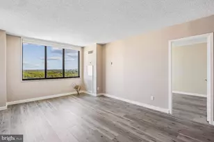 5225 Pooks Hill Rd, Bethesda, MD 20814 - Photo 10