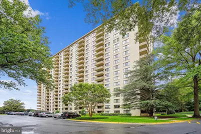 5225 Pooks Hill Road #1514S, Bethesda, MD 20814 - Photo 2