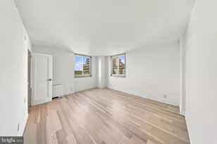 4601 N Park Ave, Chevy Chase, MD 20815 - Photo 20