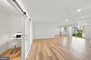 4601 N Park Ave, Chevy Chase, MD 20815 - Photo 12