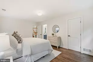 7620 Winterberry Pl, Bethesda, MD 20817 - Photo 18