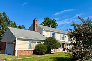 8807 Bells Mill Rd, Potomac, MD 20854 - Photo 2