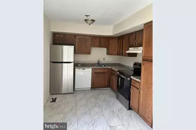 457 Sternwheeler Court, Gaithersburg, MD 20877 - Photo 2