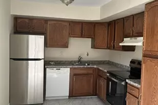 457 Sternwheeler Ct, Gaithersburg, MD 20877 - Photo 2
