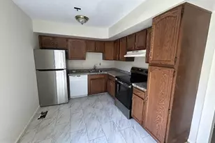 457 Sternwheeler Ct, Gaithersburg, MD 20877 - Photo 4