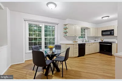 1102 Bettstrail Way, Rockville, MD 20854 - Photo 30