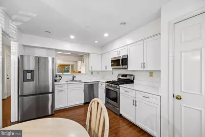 10623 Pine Haven Terrace, North Bethesda, MD 20852 - Photo 8
