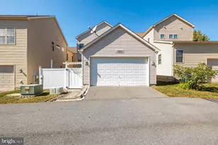 13802 Tribute Pkwy, Clarksburg, MD 20871 - Photo 42