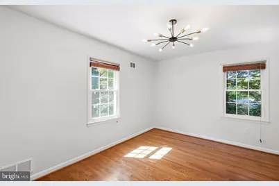 5711 Cheshire Drive, Bethesda, MD 20814 - Photo 18