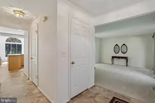 17200 Founders Mill Dr, Rockville, MD 20855 - Photo 8