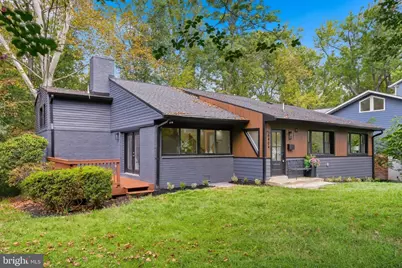 6404 W Halbert Road, Bethesda, MD 20817 - Photo 2
