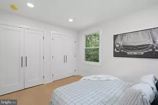 6404 W Halbert Rd, Bethesda, MD 20817 - Photo 30