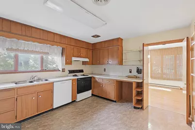 8810 Emory Grove Road, Gaithersburg, MD 20877 - Photo 10