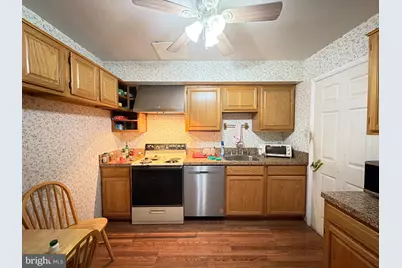 11315 Commonwealth Drive #T4, Rockville, MD 20852 - Photo 18