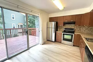 20014 Lake Park Dr, Germantown, MD 20874 - Photo 4