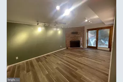 9609 Barkston Court, Rockville, MD 20850 - Photo 4