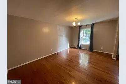 10075 Maple Leaf Drive, Montgomery Village, MD 20886 - Photo 8