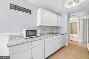 130 Duvall Ln, Gaithersburg, MD 20877 - Photo 20