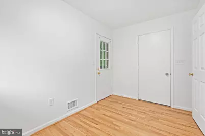 9601 Persimmon Tree Road, Potomac, MD 20854 - Photo 24