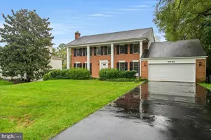 9601 Persimmon Tree Rd, Potomac, MD 20854 - Photo 44