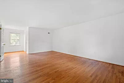 9601 Persimmon Tree Road, Potomac, MD 20854 - Photo 34