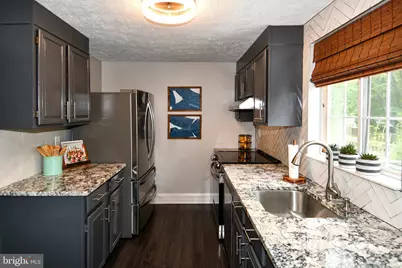48 Cross Country Court, Gaithersburg, MD 20879 - Photo 2
