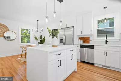 9424 Colesville Road, Silver Spring, MD 20901 - Photo 14