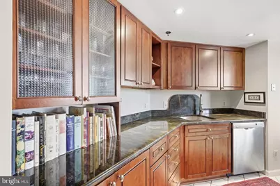 5450 Whitley Park Terrace #910, Bethesda, MD 20814 - Photo 10