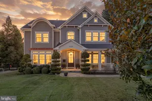 10205 Farnham Dr, Bethesda, MD 20814 - Photo 1