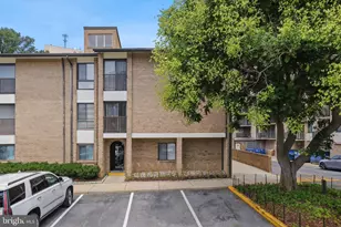 114 Monroe St, Rockville, MD 20850 - Photo 1