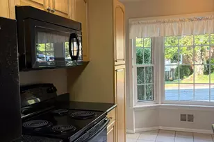 4 Prairie Rose Ln, Gaithersburg, MD 20878 - Photo 8