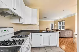 501 Hungerford Dr, Rockville, MD 20850 - Photo 14