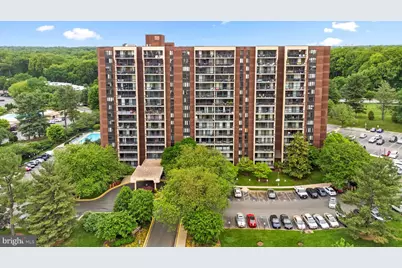 7401 Westlake Terrace #405, Bethesda, MD 20817 - Photo 2