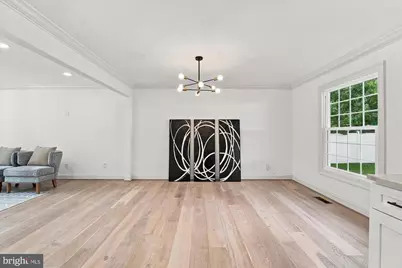 10904 Gainsborough Road, Potomac, MD 20854 - Photo 12