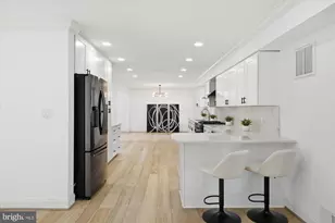 10904 Gainsborough Rd, Potomac, MD 20854 - Photo 18
