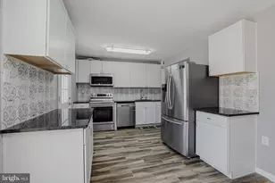 214 Pender Pl, Rockville, MD 20850 - Photo 12