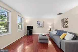 19904 Buhrstone Dr, Gaithersburg, MD 20886 - Photo 4