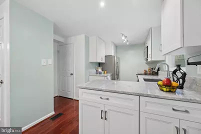 19904 Buhrstone Drive, Gaithersburg, MD 20886 - Photo 12