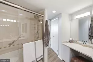 5225 Pooks Hill Rd, Bethesda, MD 20814 - Photo 20