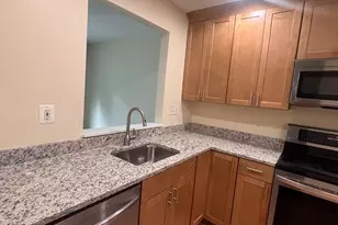 10242 Ridgeline Dr, Montgomery Village, MD 20886 - Photo 4