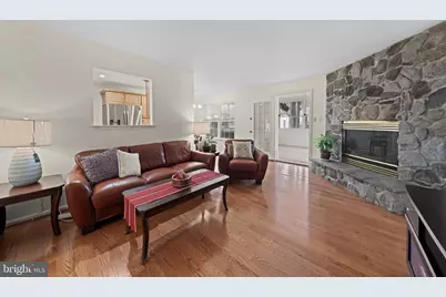 12521 Hawks Nest Lane, Germantown, MD 20876 - Photo 6