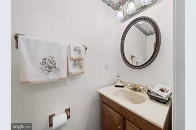 12521 Hawks Nest Lane, Germantown, MD 20876 - Photo 16