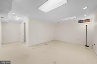 12521 Hawks Nest Ln, Germantown, MD 20876 - Photo 28