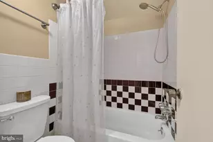 4 Monroe St, Rockville, MD 20850 - Photo 16