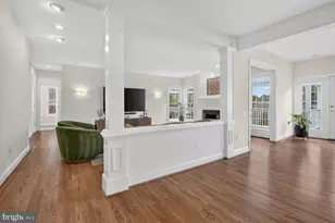 210 Long Trail Ln, Rockville, MD 20850 - Photo 32