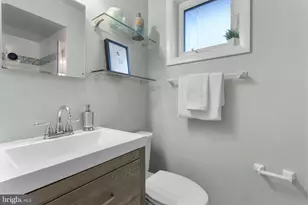 8810 Spring Valley Rd, Chevy Chase, MD 20815 - Photo 14