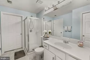 111 Timberbrook Ln, Gaithersburg, MD 20878 - Photo 20