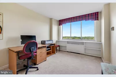 10401 Grosvenor Place #1705, Rockville, MD 20852 - Photo 20