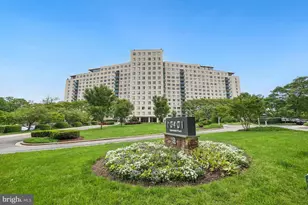10401 Grosvenor Pl, Rockville, MD 20852 - Photo 1