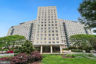 10401 Grosvenor Place #1705, Rockville, MD 20852 - Photo 2
